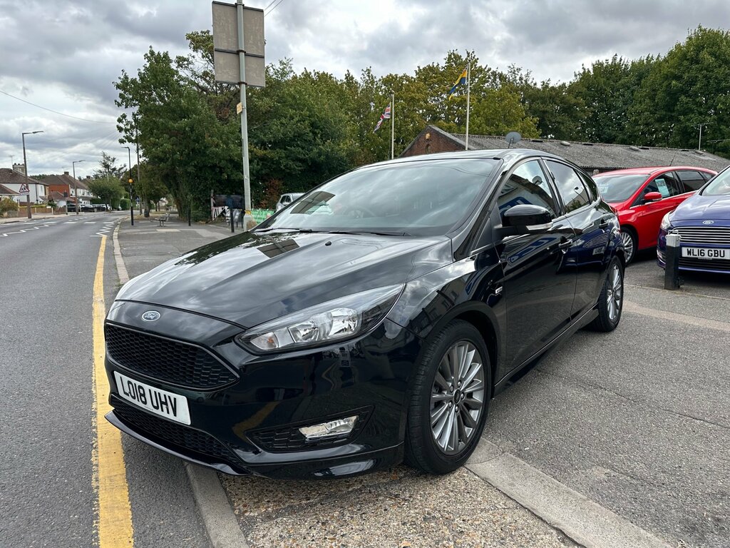 Ford Focus 1.0T Ecoboost St-line Hatchback Black #3
