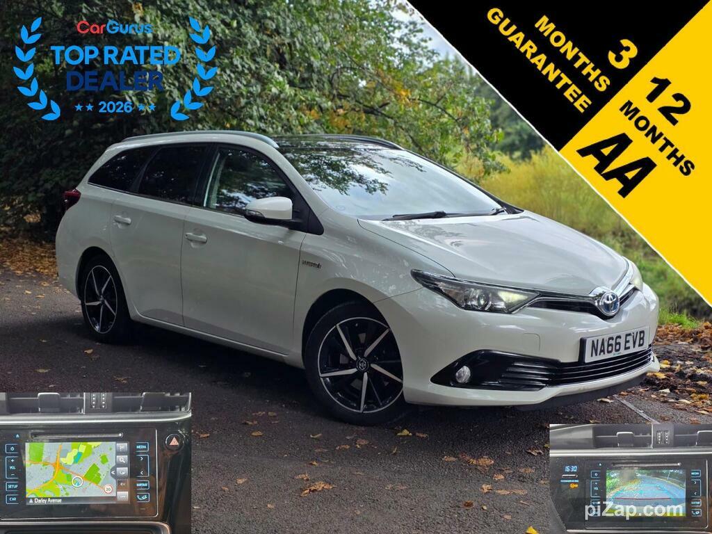 Toyota Auris Hatchback Blue #1