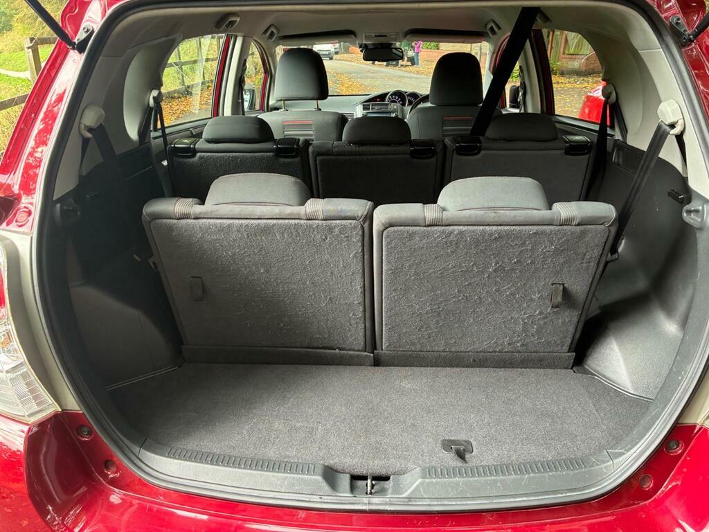 Toyota Verso Design White #18