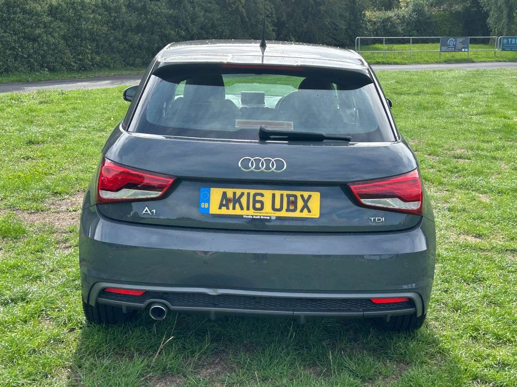 Audi A1 Sportback Tdi S Line #5
