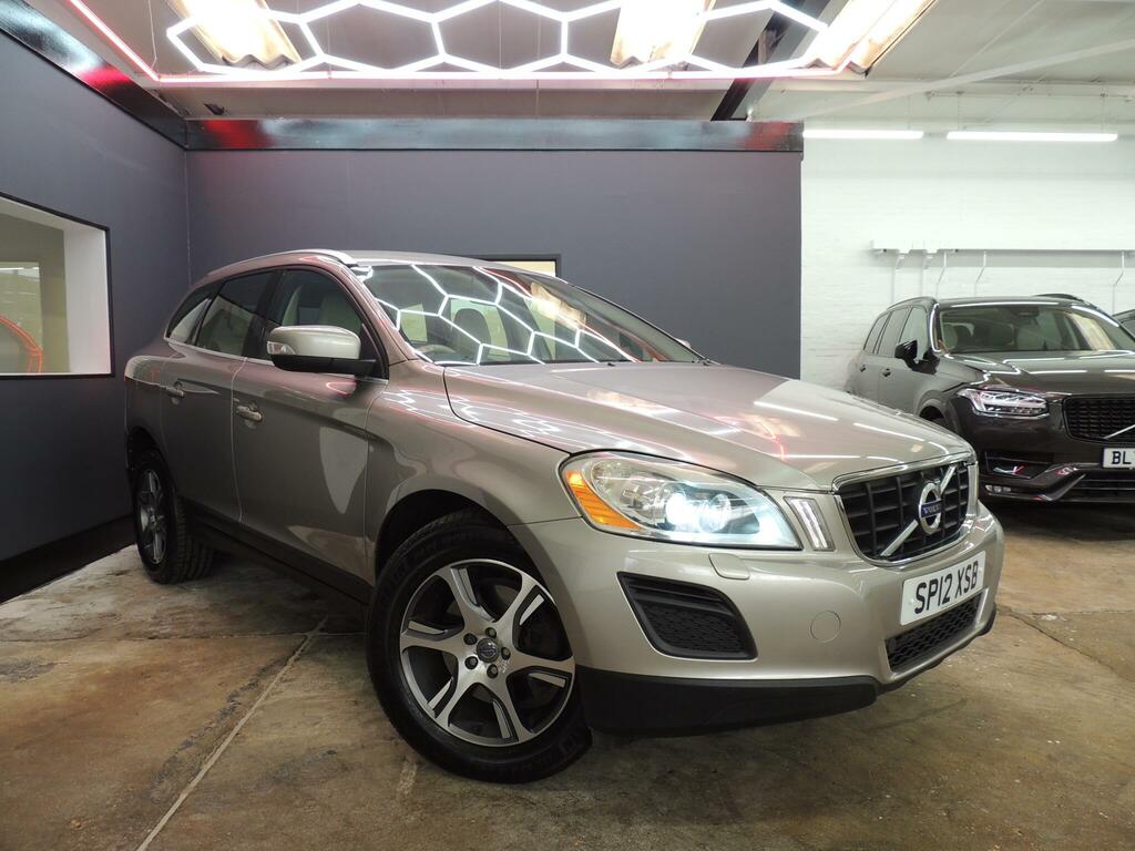 Volvo XC60 2.4 D3 Se Lux Geartronic Awd Euro 5 Gold