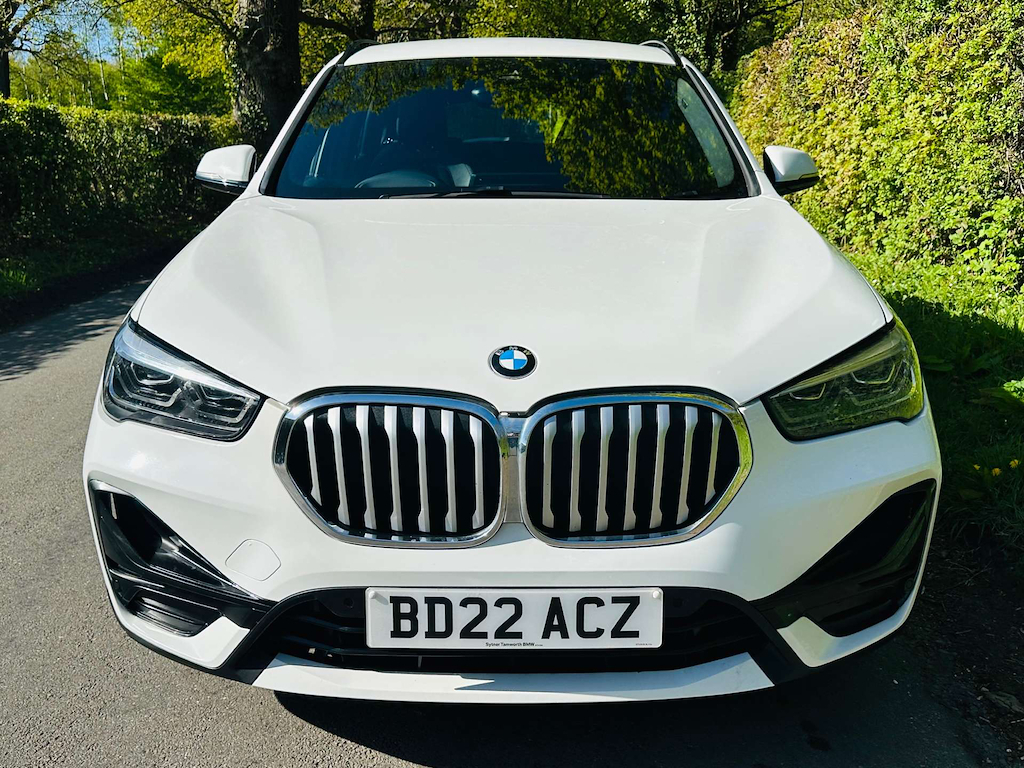 BMW X1 1.5 L Sdrive 18I M Sport White #3
