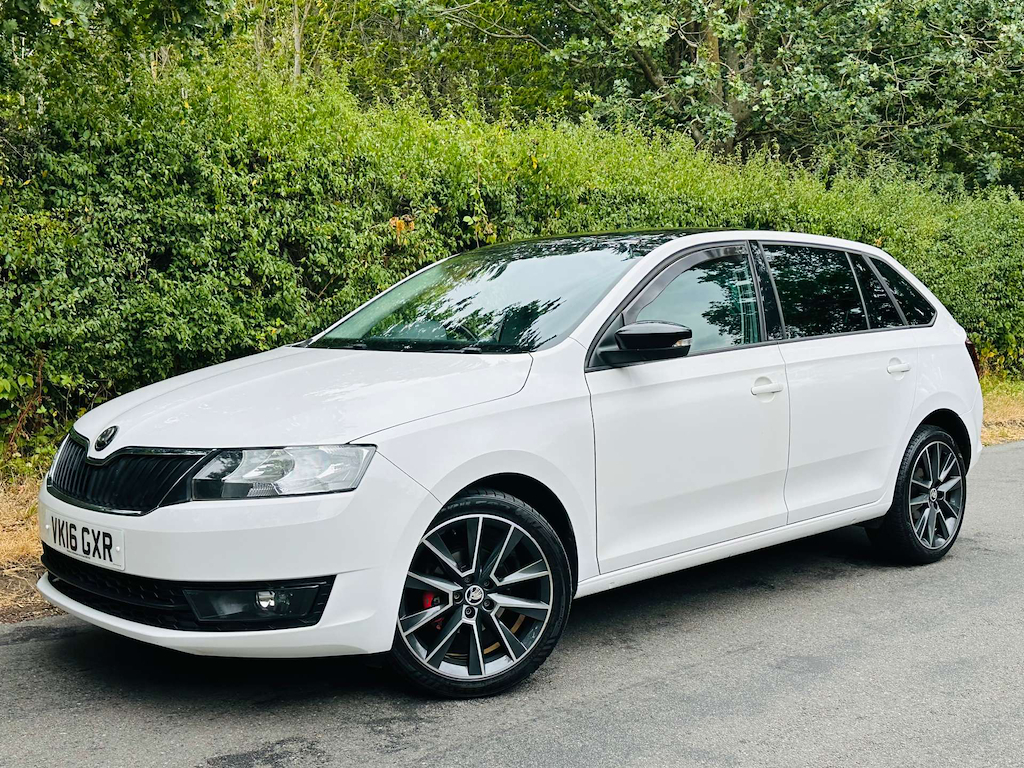 Skoda Rapid Spaceback 1.4 L Spaceback Se Sport Tdi White #5
