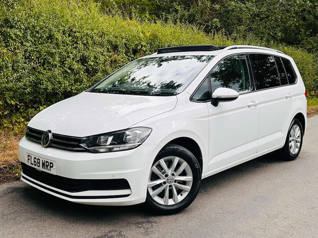Volkswagen Touran 1.6 L Se Family Tdi White #5