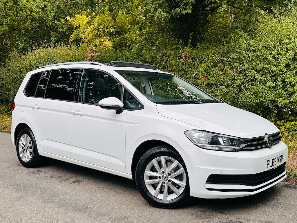 Volkswagen Touran 1.6 L Se Family Tdi White