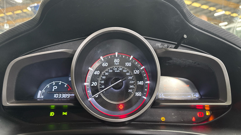 Mazda 3 2.0L Sport Black 118 Bhp Black #7