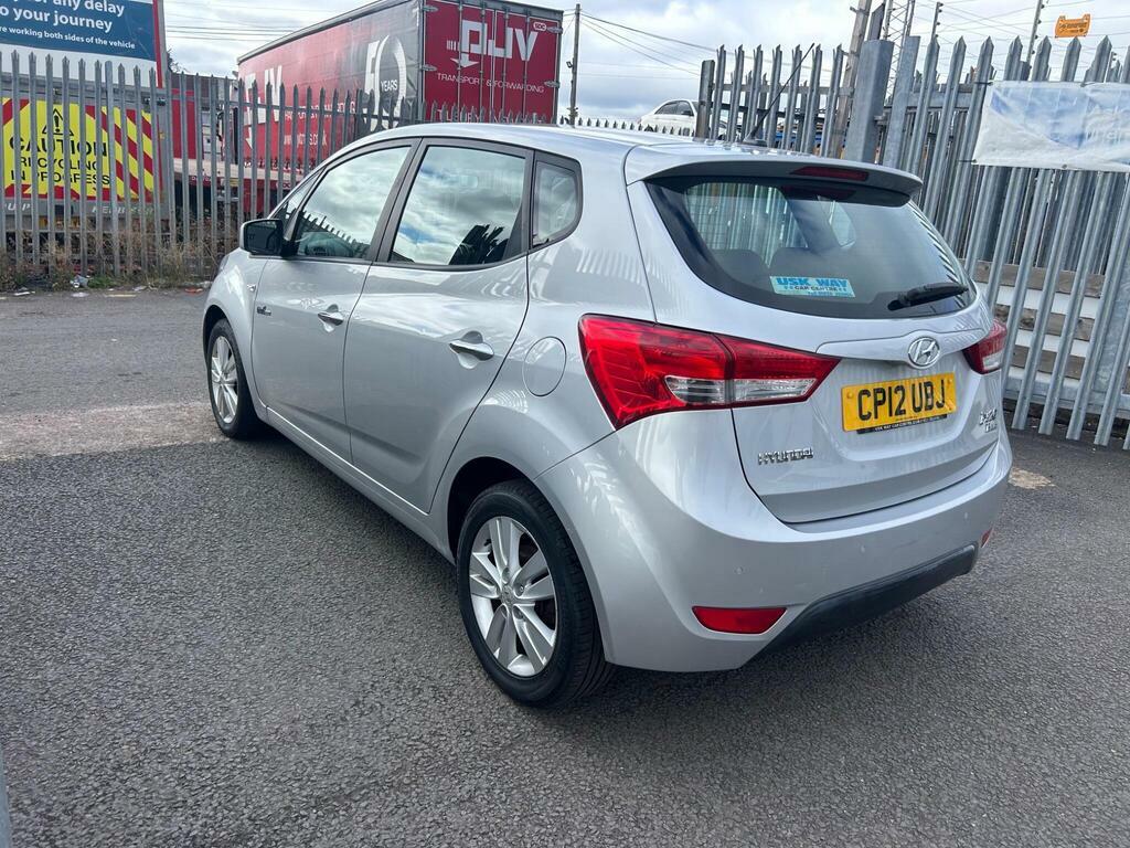 Hyundai Ix20 1.6 Crdi Active Euro 5 S S Silver #4