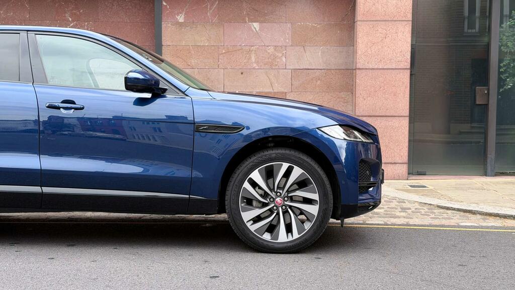 Jaguar F-Pace 2.0 P250 R-dynamic Hse Awd Black #11