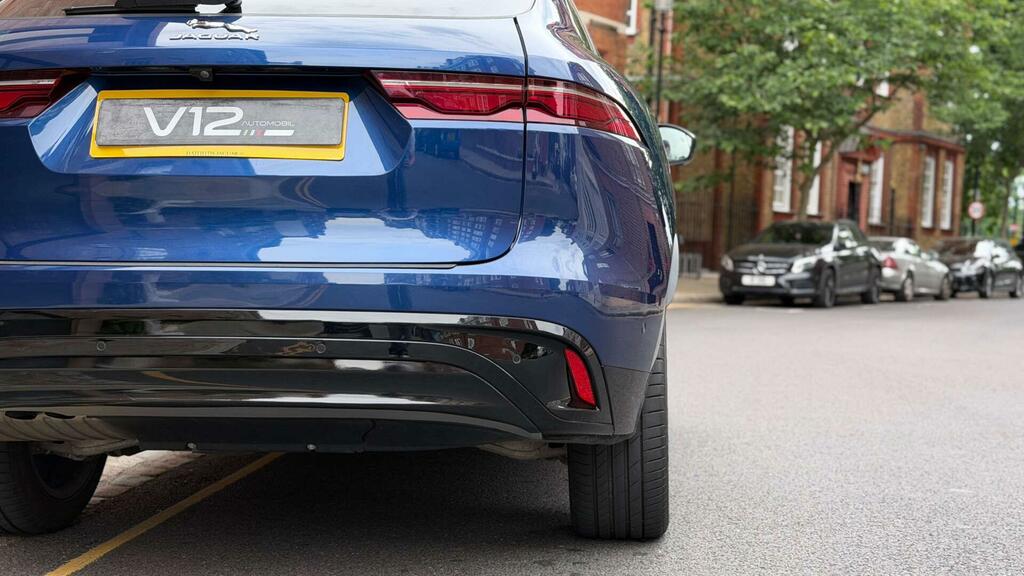 Jaguar F-Pace 2.0 P250 R-dynamic Hse Awd Black #7