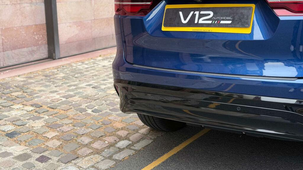 Jaguar F-Pace 2.0 P250 R-dynamic Hse Awd Black #8