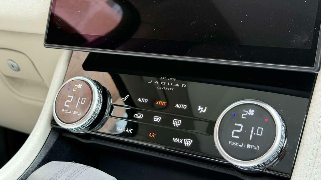 Jaguar F-Pace 2.0 P250 R-dynamic Hse Awd Black #42
