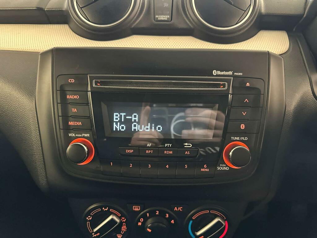 Suzuki Swift   #21