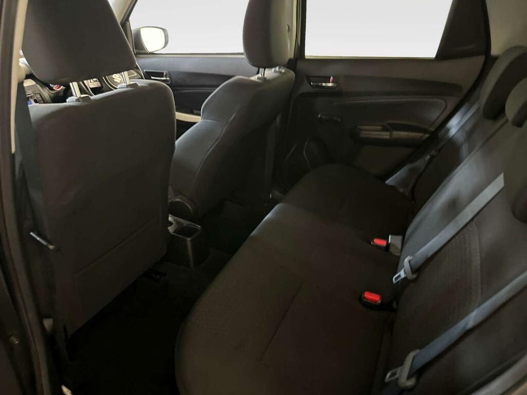 Suzuki Swift   #12