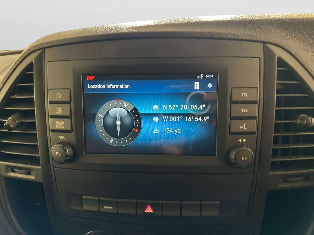 Mercedes-Benz eVito E 41Kwh Progressive Panel White #16