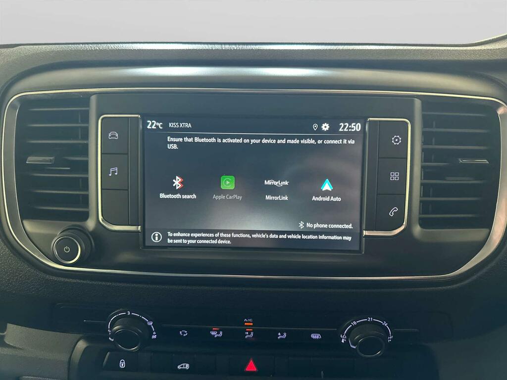 Vauxhall Vivaro Dynamic White #20