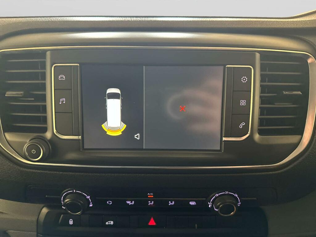 Vauxhall Vivaro Dynamic White #21
