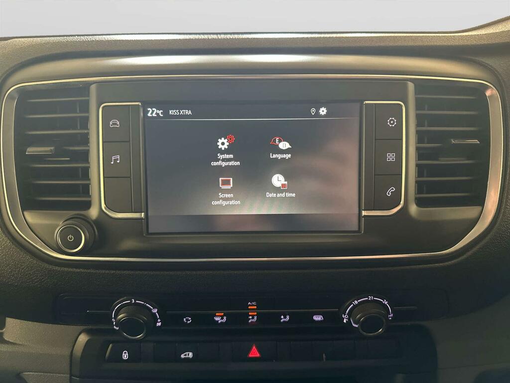 Vauxhall Vivaro Dynamic White #18