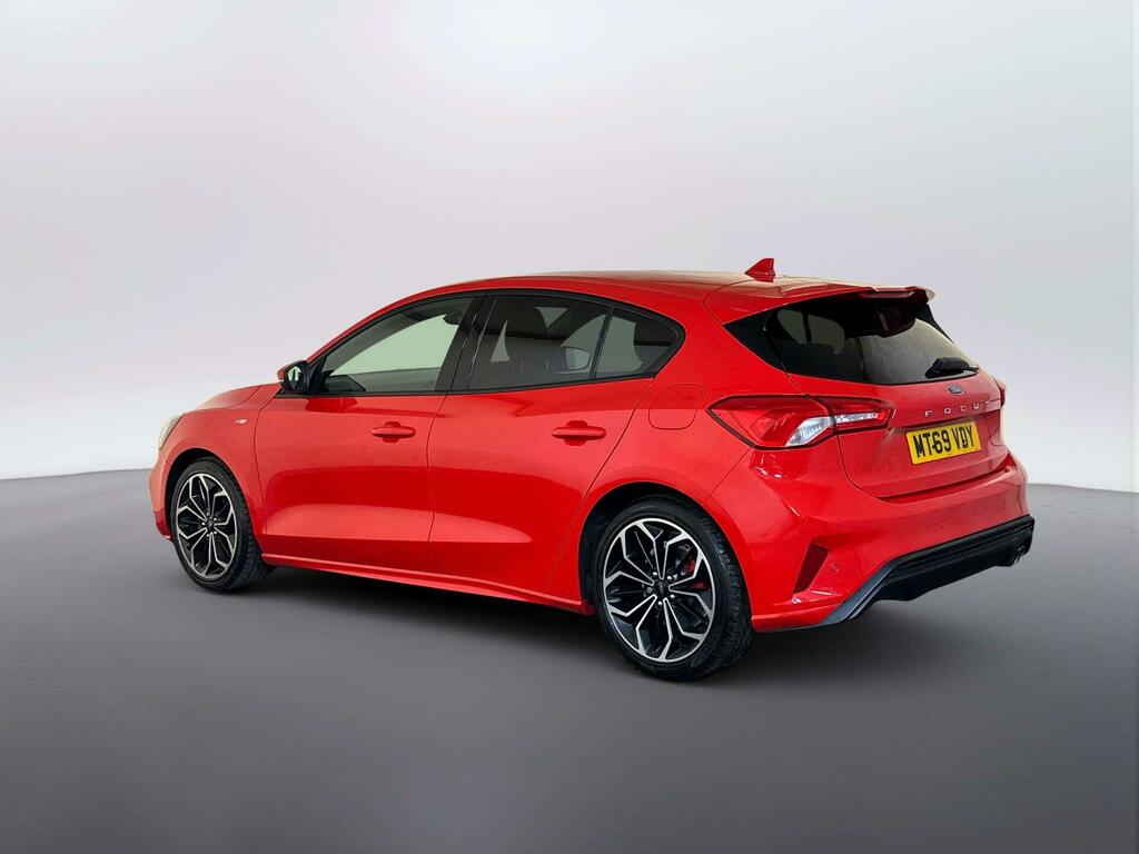 Ford Focus 1.5 Ecoblue St-line X Hatchback Red #6