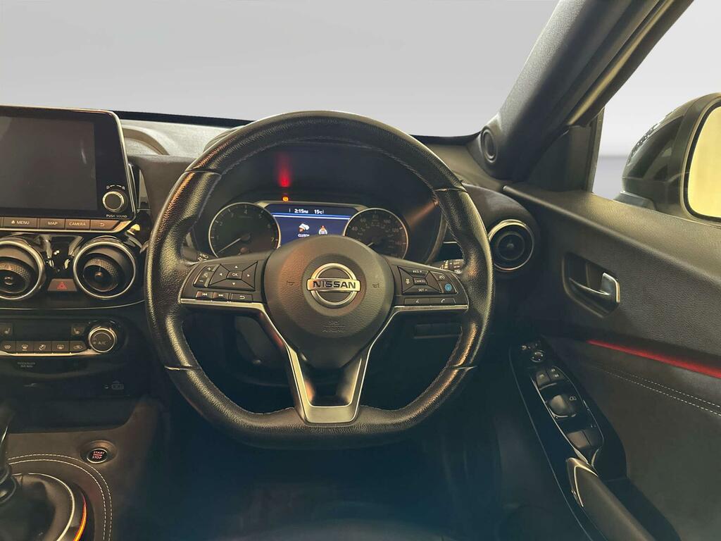 Nissan Juke Dig-t Acenta White #14