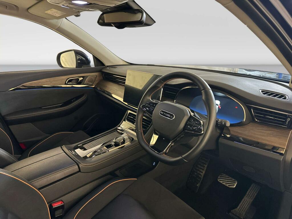   72Kwh Standard Range Suv 204 Ps White #14