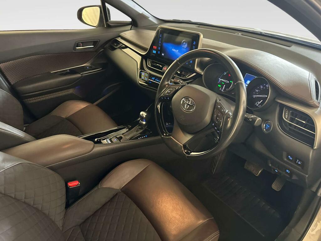 Toyota C-Hr Dynamic Silver #14