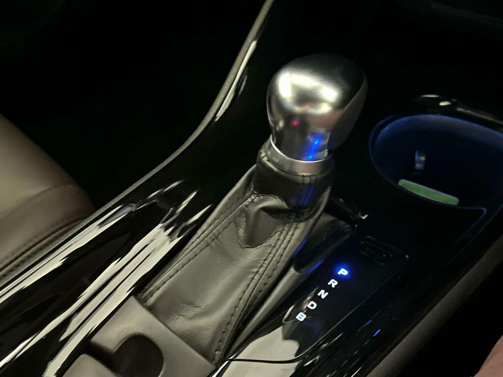 Toyota C-Hr Dynamic Silver #24