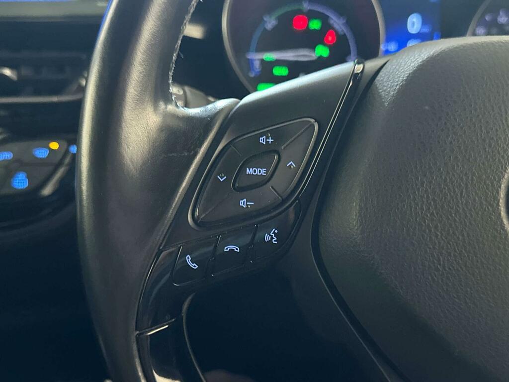 Toyota C-Hr Dynamic Silver #16