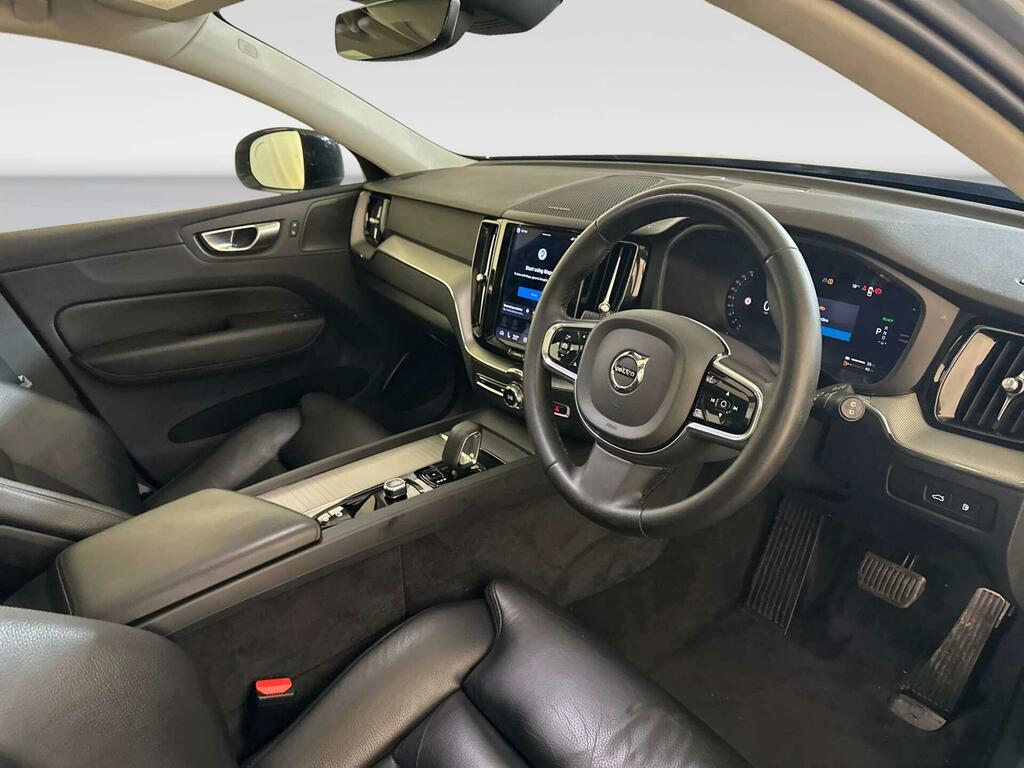 Volvo XC60 Core Black #15