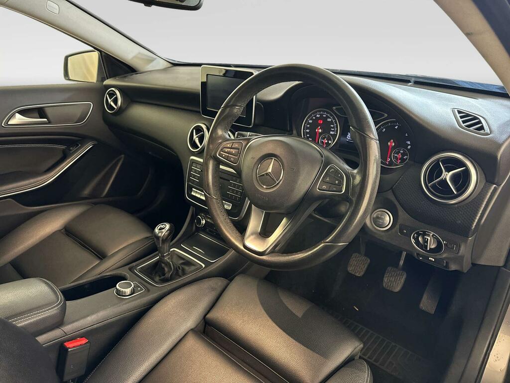 Mercedes-Benz A Class Hatchback Black #15
