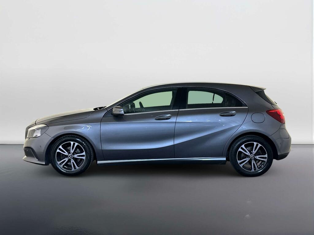 Mercedes-Benz A Class Hatchback Black #5
