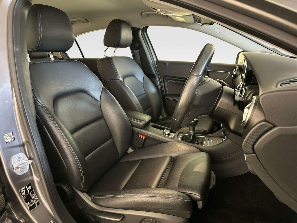 Mercedes-Benz A Class Hatchback Black #11