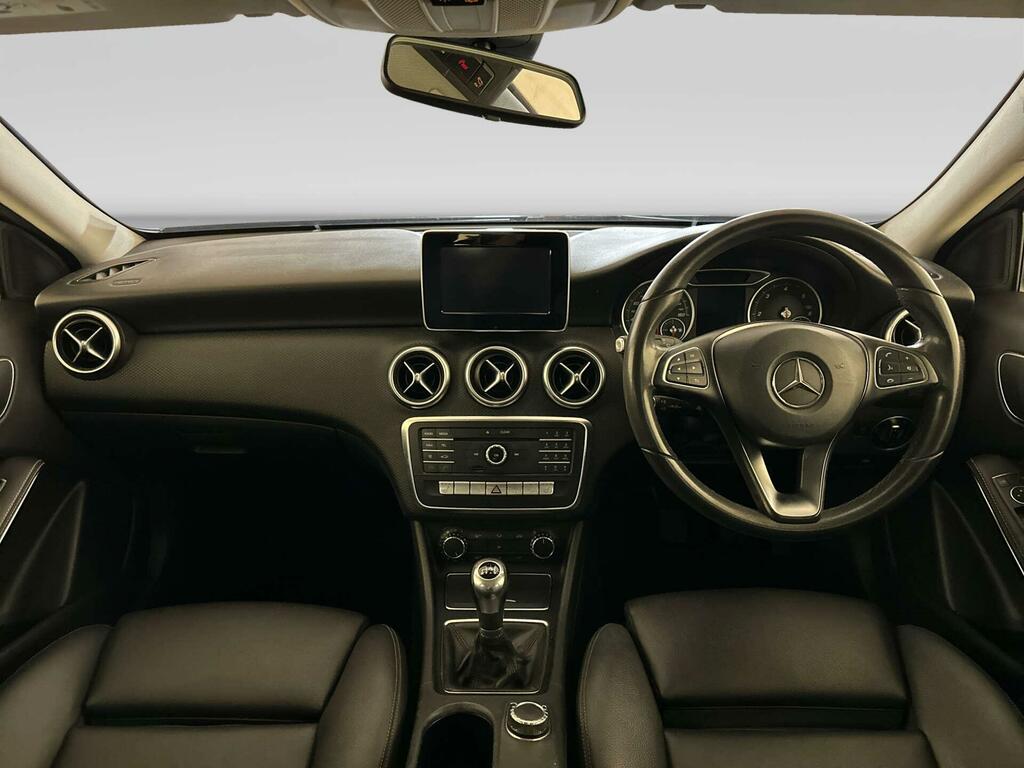 Mercedes-Benz A Class Hatchback Black #2