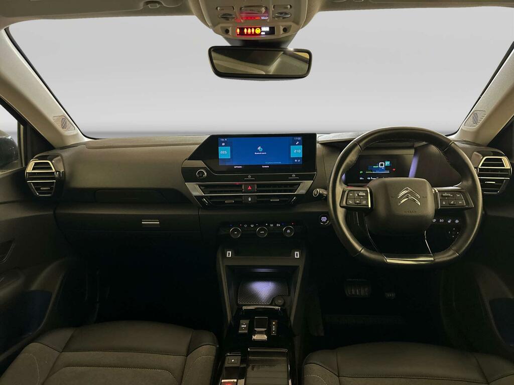 Citroen e-C4 50Kwh Shine Hatchback 136 Ps Black #2