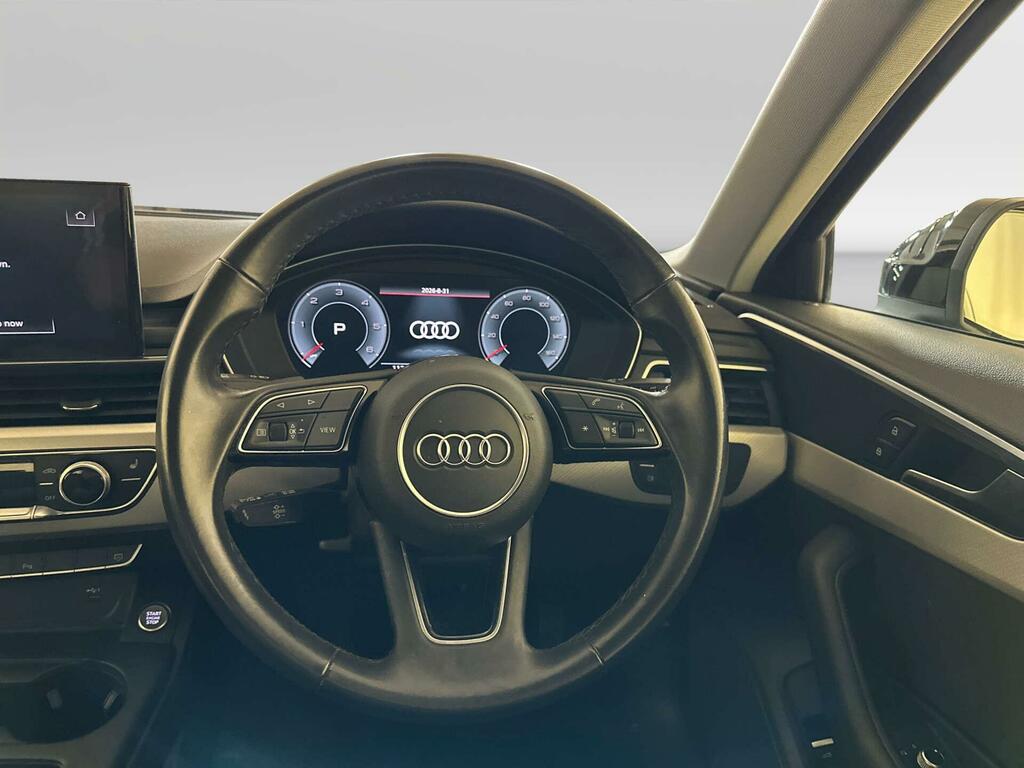Audi A4 Tfsi S Line Black Edition  #14