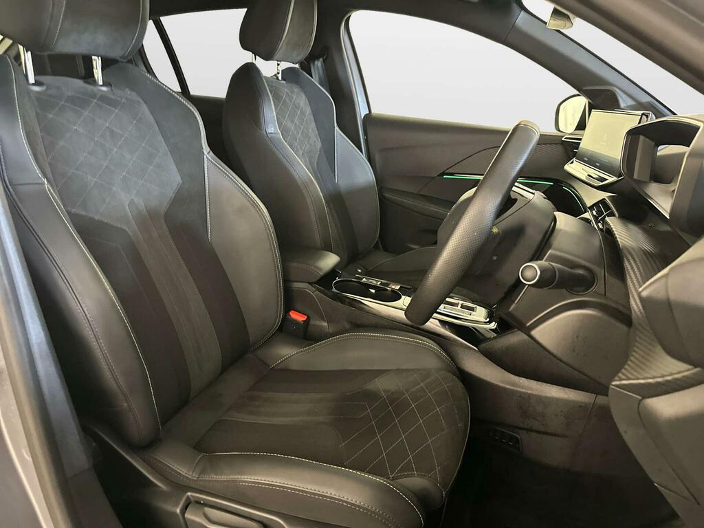 Peugeot e-208 Hatchback Black #11