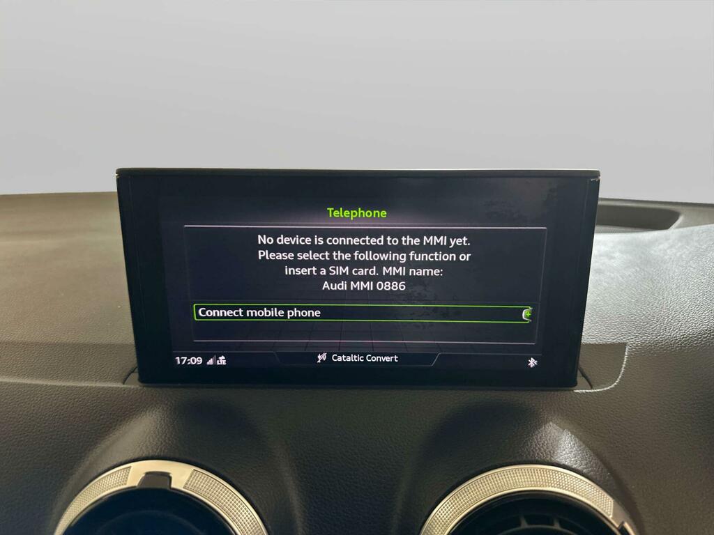 Audi Q2 Tfsi S Line Blue #20