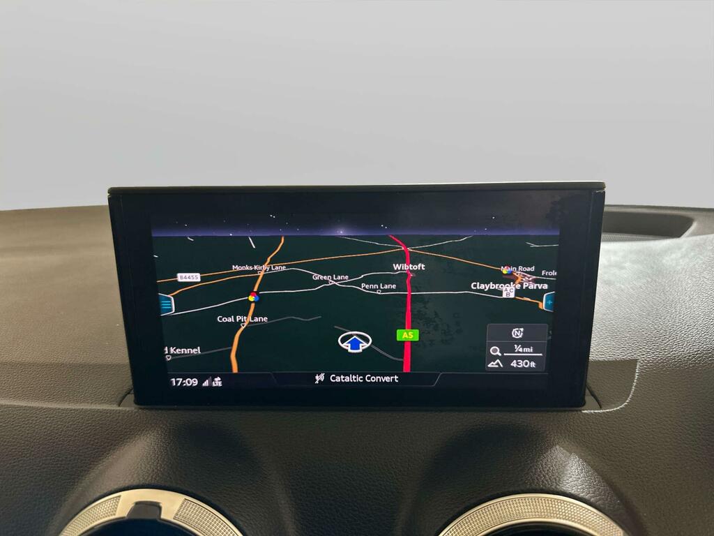 Audi Q2 Tfsi S Line Blue #19
