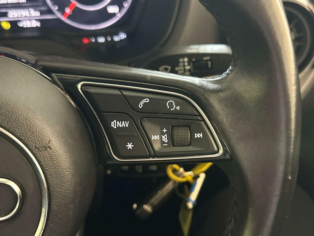 Audi Q2 Tfsi S Line Blue #18