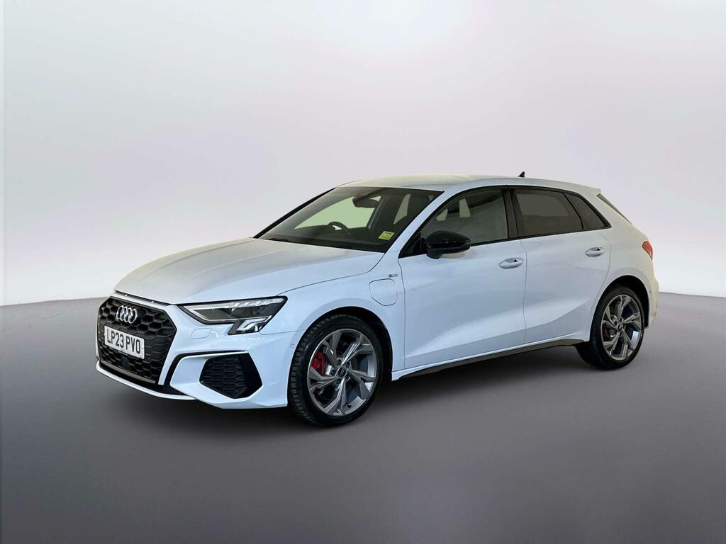 Audi A3 1.4 Tfsie 45 S Line Competition Sportback Petr White #4