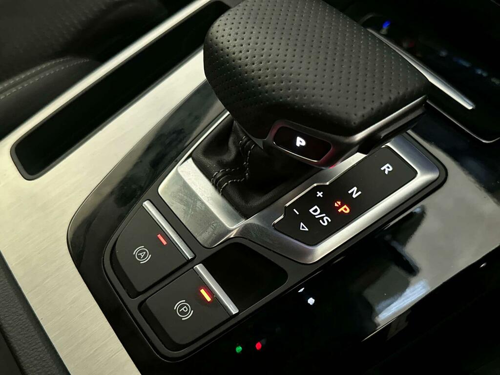 Audi Q5 Audi Q5 S Line White #25