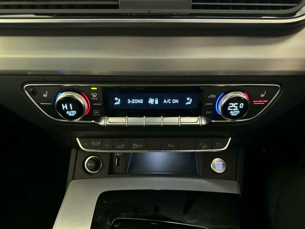 Audi Q5 Audi Q5 S Line White #24
