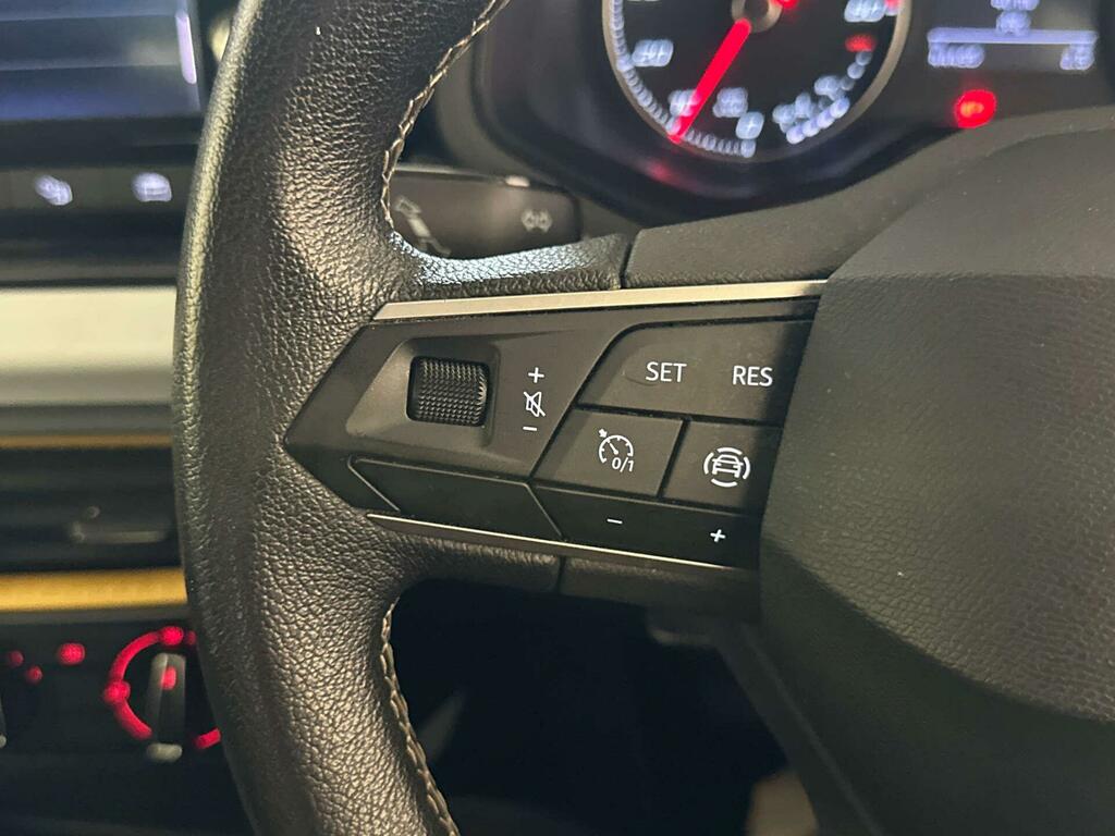 Seat Arona Suv Blue #16