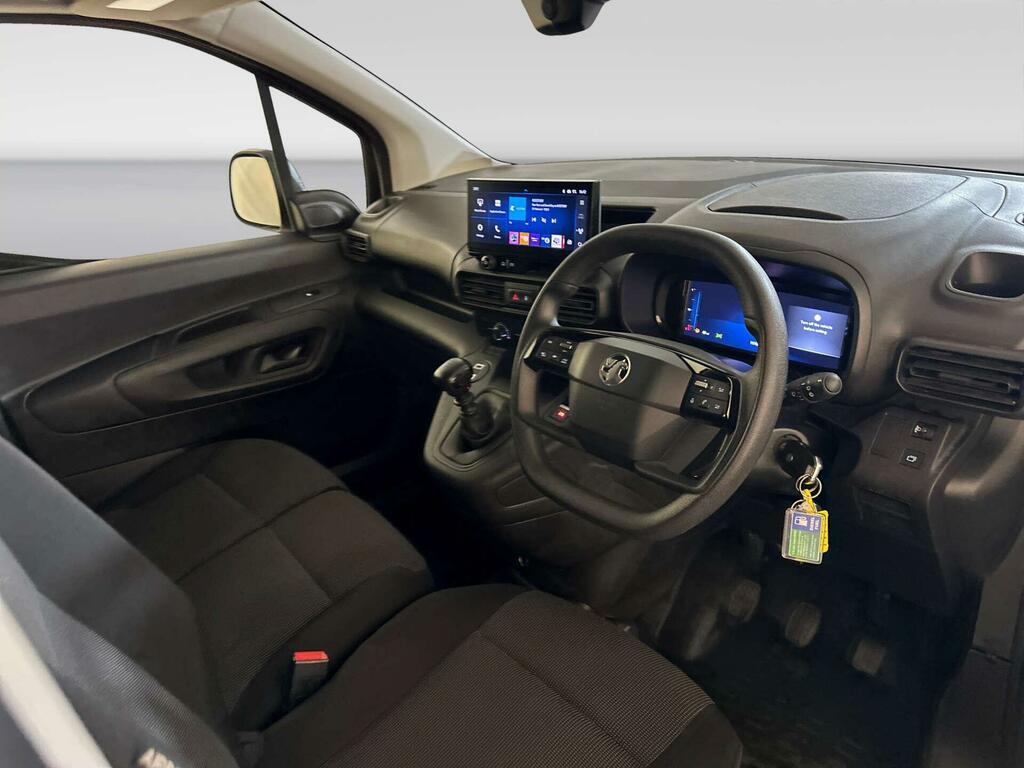 Vauxhall Combo 1.5 Turbo D 2300 Prime Panel Van White #2