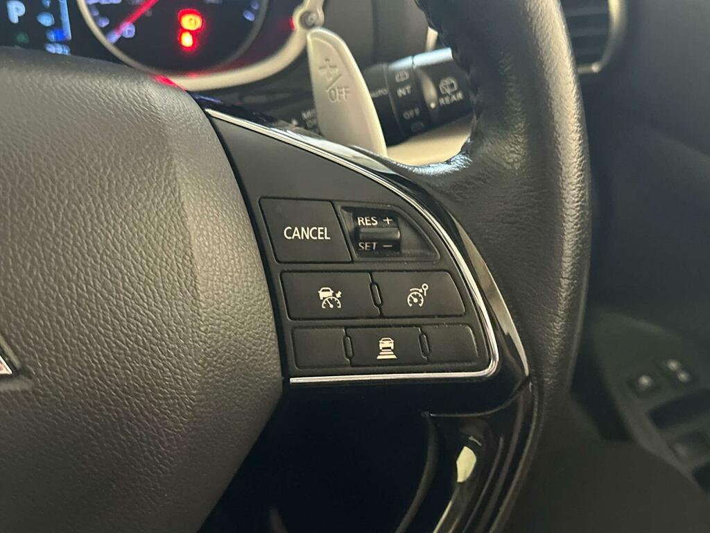 Mitsubishi Eclipse Cross Cross 1.5 3 Cvt 4Wd Silver #19