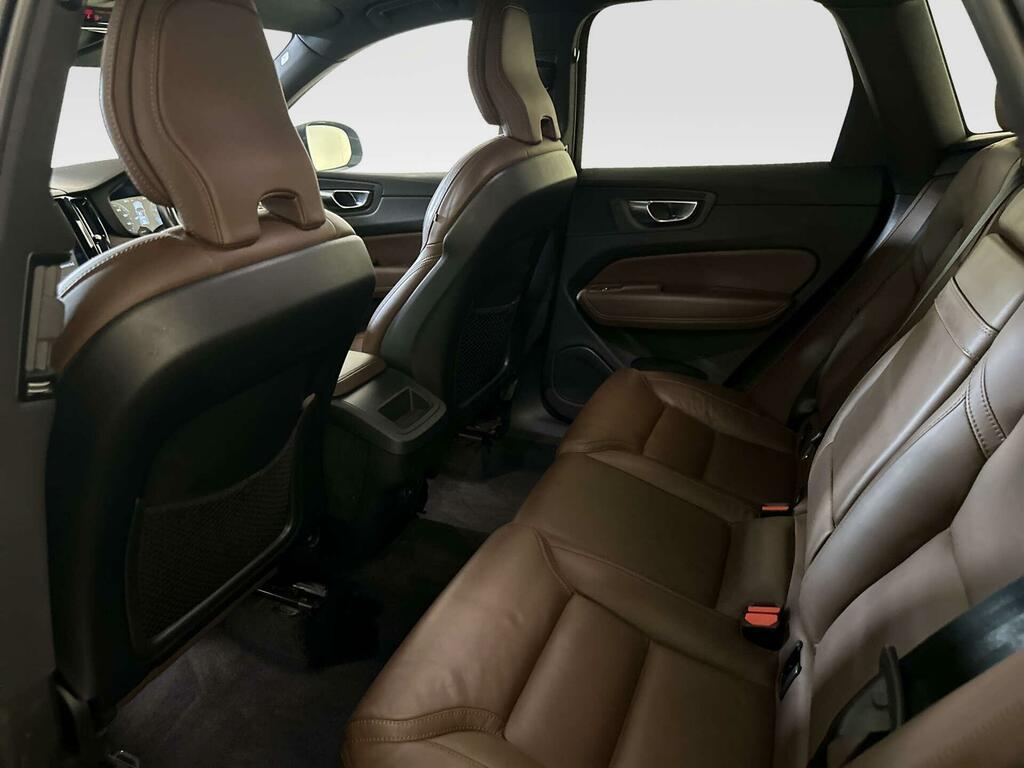 Volvo XC60 R Design Grey #11
