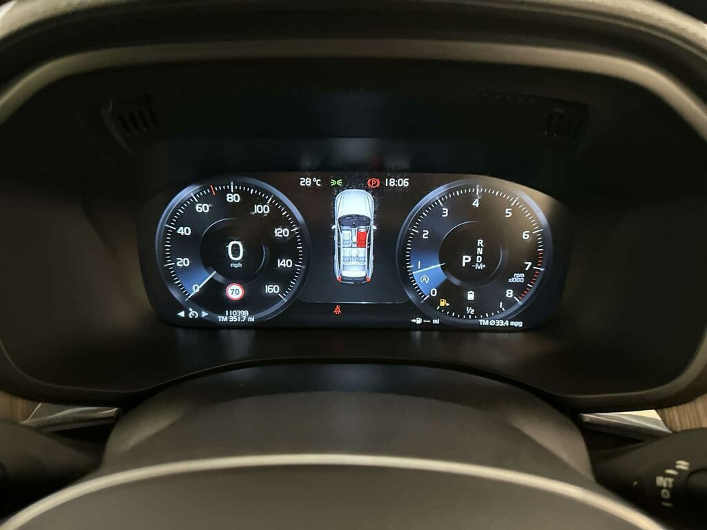 Volvo XC60 R Design Grey #16