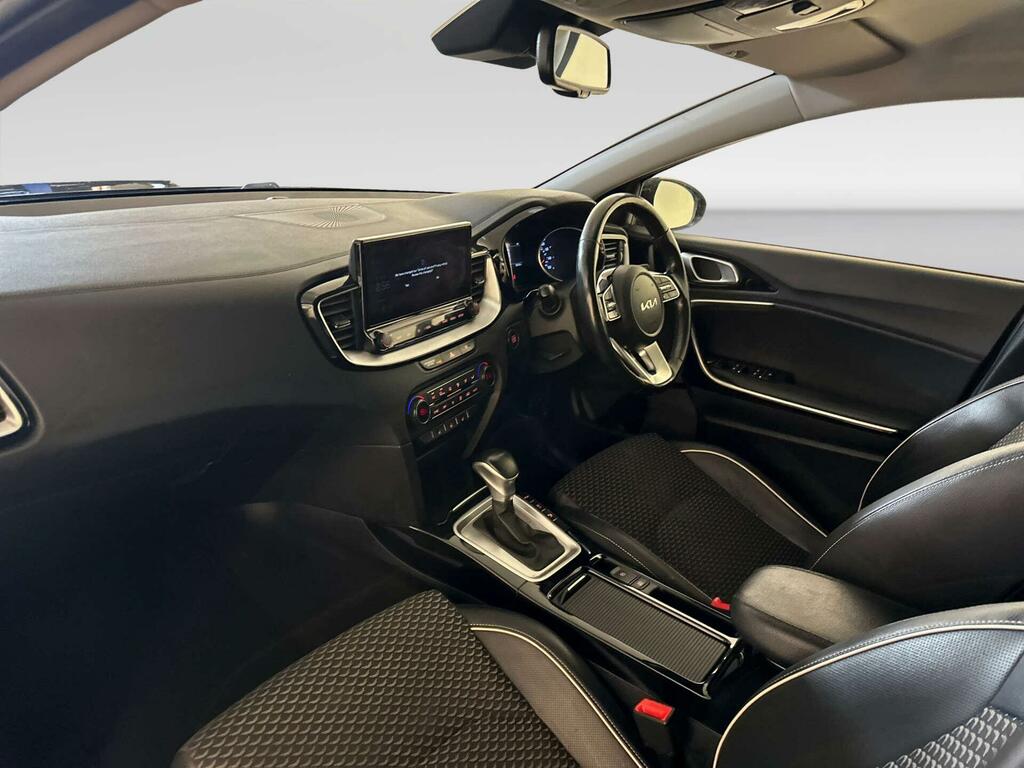 Kia Xceed 1.5 Xceed 4 158 Black #10