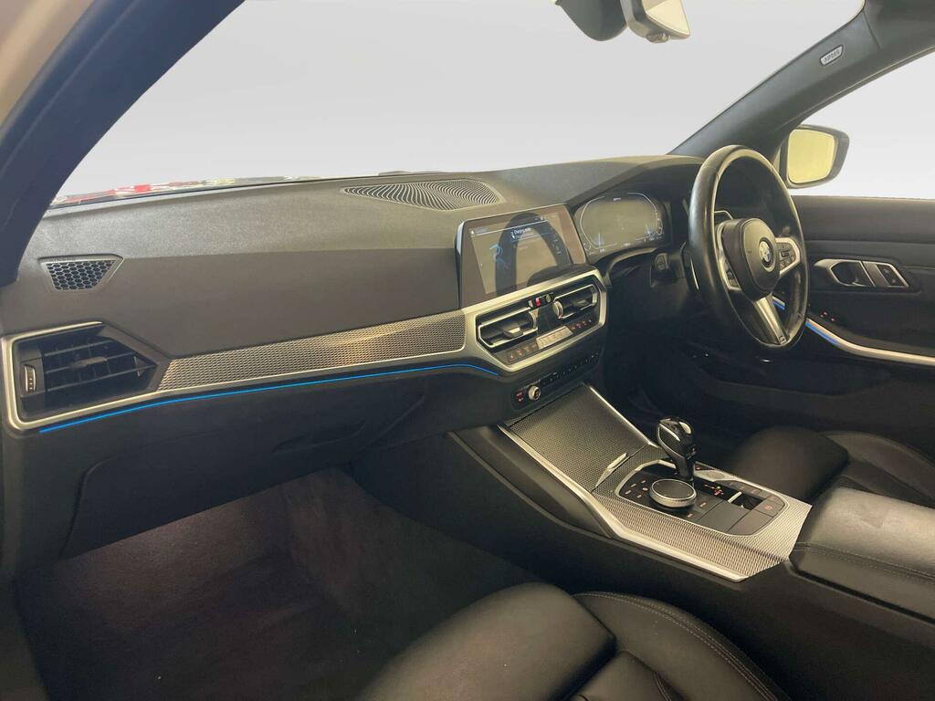 BMW 3 Series 2.0 330E 12Kwh M Sport Touring Plug-in White