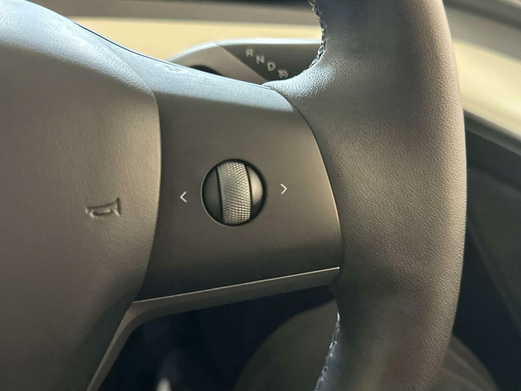 Tesla Model Y Suv Dual Motor Long Range 202222 Grey #17