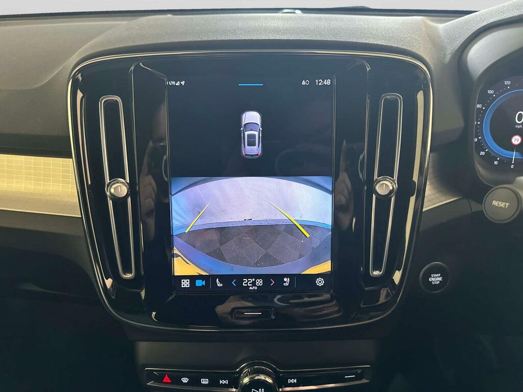 Volvo XC40 R Design Pro Black #19